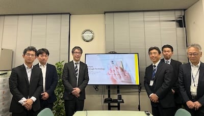 株式会社エヌ・アイ・ケイ様を訪問したときの集合写真